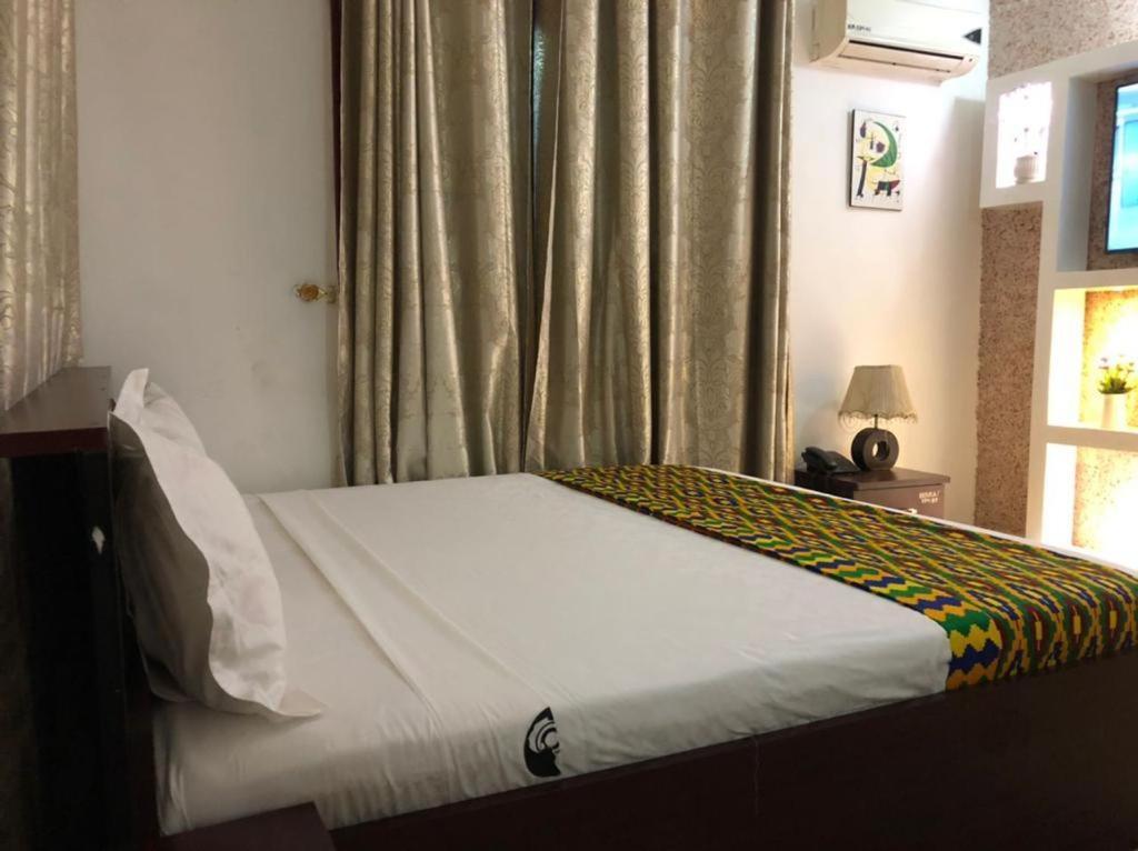 Ridma Hotel Accra Ngoại thất bức ảnh